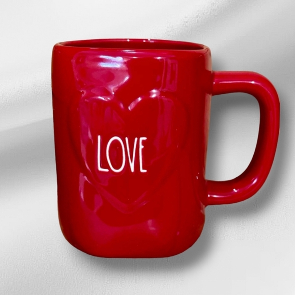 NEW Rae Dunn Mug with raised heart LOVE detail - Picture 1 of 3